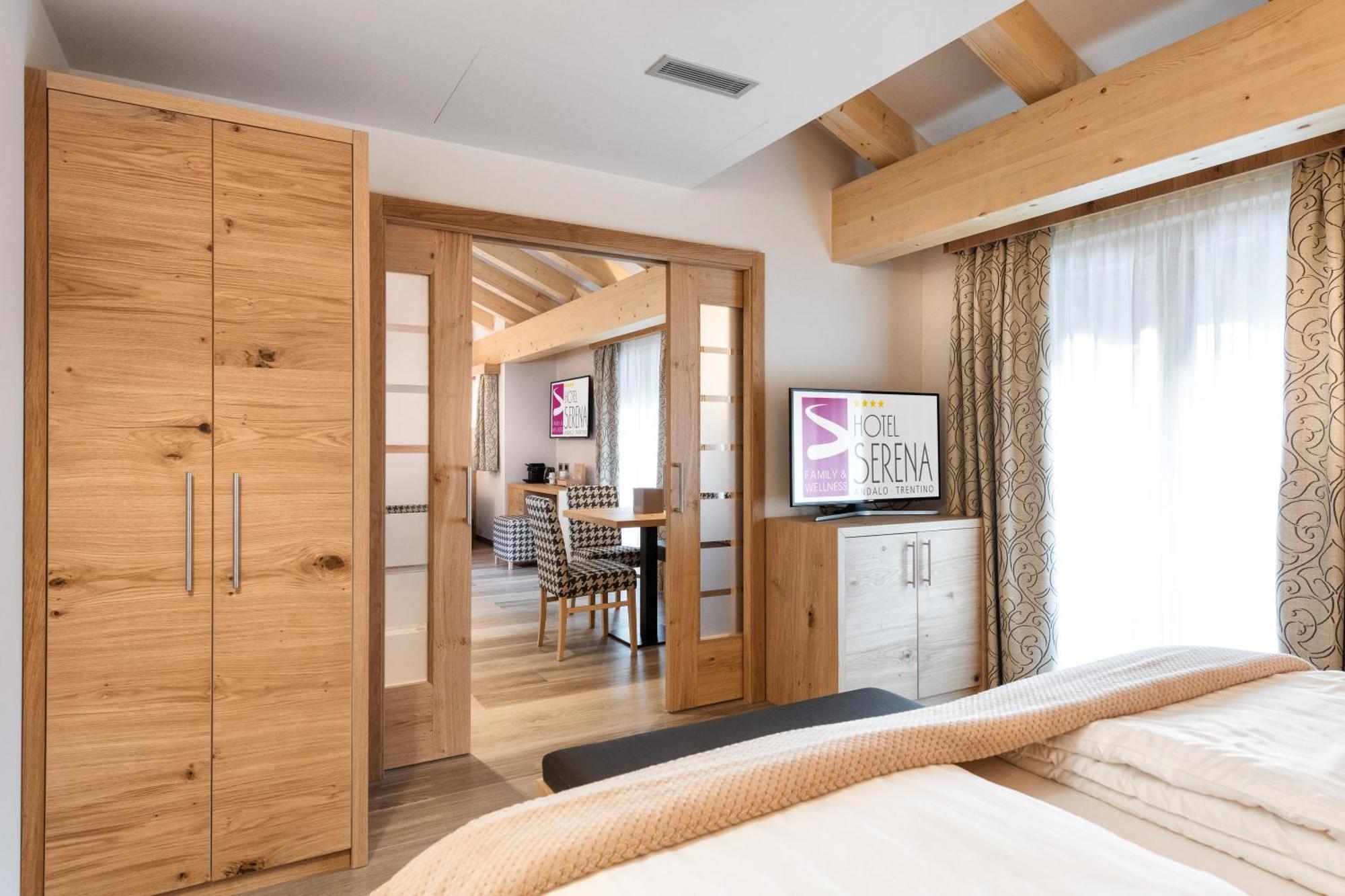 Deluxe Family Suite